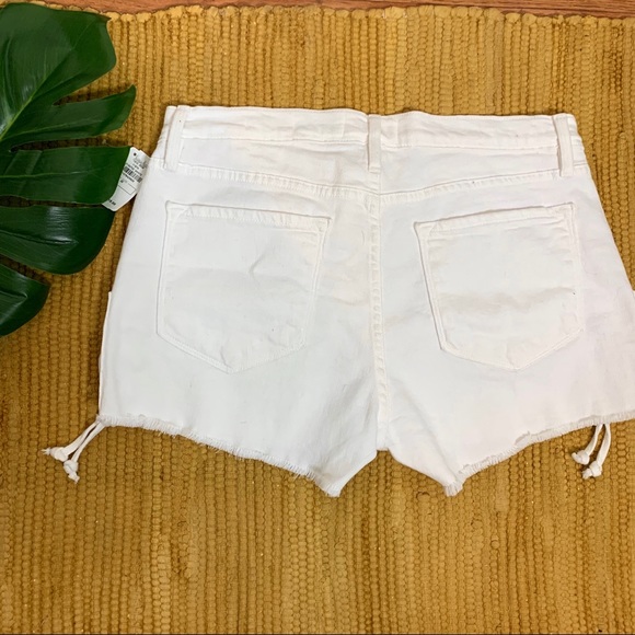 ✨Frame Denim Le Cutoff Neiman Marcus Shorts - Picture 7 of 7